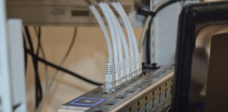 Ethernet Splitter vs. Switch vs. Hub – Difference